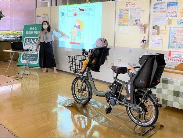 ＜自転車の安全利用促進委員会レポート＞保育園・幼稚園の送迎など子育て世帯で電動アシスト自転車の需要が高まる中東京都小金井市 子ども家庭支援センター ゆりかご主催　自転車デビューの保護者向け『子乗せ自転車の選び方・乗り方』セミナーに自転車ジャーナリストの遠藤 まさ子氏が登壇しました