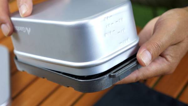 ＜目標金額達成度2000％超え！＞マルチグリルプレートの新作はメスティンとのスタッキング！11月1日に先行予約販売を開始