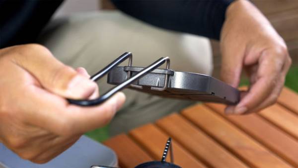 ＜目標金額達成度2000％超え！＞マルチグリルプレートの新作はメスティンとのスタッキング！11月1日に先行予約販売を開始