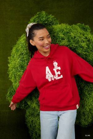 アメリカンイーグルがLINE FRIENDSとのスペシャルコラボレーションを発表