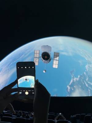 ブラックフライデーは鑑賞料金がお得に960円！「Space Voyage #ファインダー越しの私の宇宙」限定“ブラックホール“フライデー開催