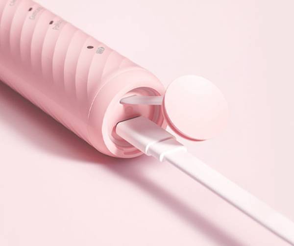 いつまでも健康で白い歯を維持し、ワンランク上の口腔ケアを実現する、リニア音波振動式電動歯ブラシ「ML-TB01」が2022年12月1日発売！さぁ始めよう“自分磨き”