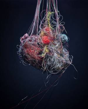 陶芸の森で初の韓国アート展覧会！特別展「静中動：韓国のスピリットをたどる―開かれた陶のアート」好評開催中！1974年の甕器(オンギ)づくり映像も併せて放映中！