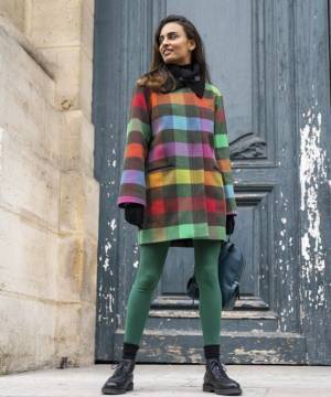 アニエスベー、「Couleurs de l’hiver」をテーマにした冬のアウターコレクションを展開