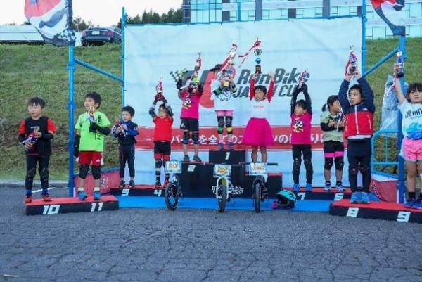 未就学児のスポーツの祭典“ランバイクレース”全国大会『第1回 U6 RunBike JAPAN CUP 2022』を開催！関西予選大会を11/27に泉大津フェニックスで実施