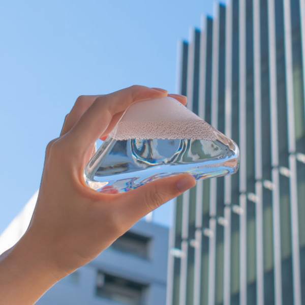 不思議な化学変化や現象をインテリアとして楽しめるサイエンス雑貨Fun Scienceから新商品「あわくも」「あわふじ」が11月に発売！