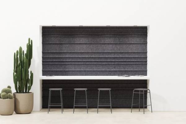 ＜リサイクルペットボトルからチェアへ＞サスティナブルなものづくりで注目のオランダ家具メーカーDeVorm(デフォルム)の新作軽量スツール「Twist(ツイスト)」シリーズ取り扱い開始