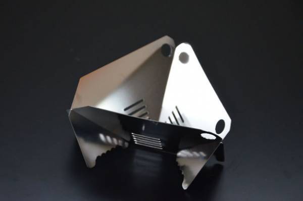 コンパクトで永く使えるアウトドア用ドリッパーの本格受注を開始　三和鍍金とやらせっけいの共同開発でSDGsに貢献