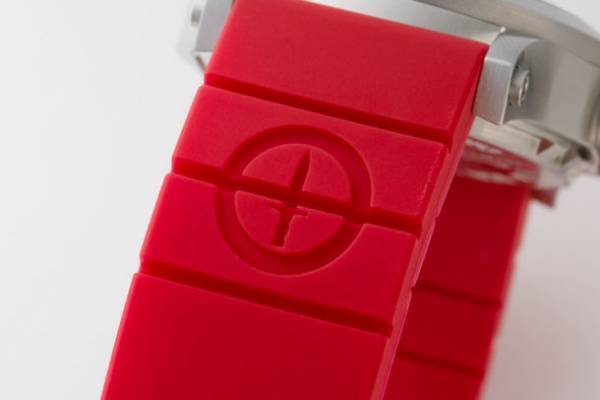 ウルトラセブン55周年＆monoマガジン発刊40周年＆MTM Watchのコラボレーションウォッチが登場！12月2日予約受付開始！