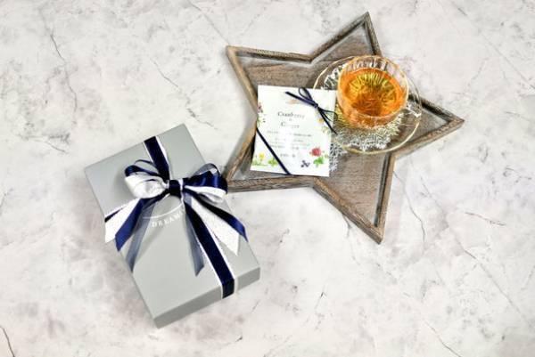 夢のような寝心地のライフスタイルブランド「DREAMiN(ドリーミン)」がクリスマス特別仕様のラッピングサービスを11月24日より期間限定で開催