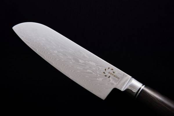 日本製超硬度の芯材VG10を採用！切れ味抜群のダマスカス包丁『nanairo's』をMakuakeにて先行予約販売！