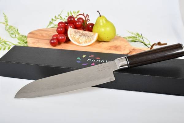 日本製超硬度の芯材VG10を採用！切れ味抜群のダマスカス包丁『nanairo's』をMakuakeにて先行予約販売！