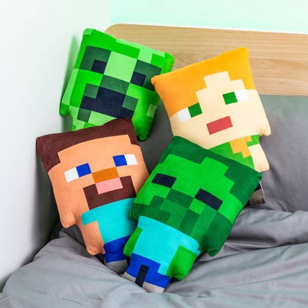 「マインクラフト」のグッズが贅沢に詰まった福箱と福袋合計3種を12月15日(木)より順次販売開始！