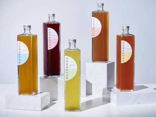 つぼ市発の“新しい一服＜IPPUKU＞”を提案するブランドTSUBOICHI TEA PLACEがBeau “TEA” KOMBUCHAシリーズの販売を開始！お茶と糖類を原材料にした発酵飲料・KOMBUCHAは茶文化継承の切り札！