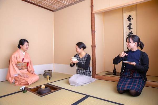 茶道のお作法だけでなく心も学べる講習「茶の湯のこころ」プロジェクト開始　開催期間：2022年11月～2023年3月
