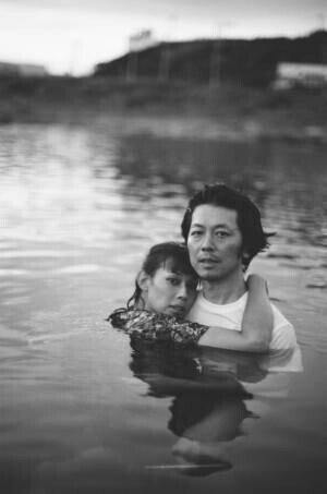越川道夫監督作品『水いらずの星』がクランクアップ！23年公開、主演の梅田誠弘と河野知美コメントも