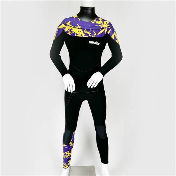 釣り人の安全対策！高性能ウエットスーツを12月より発売　フルスーツ、ロングジョン、ロングズボン、ジャケットの全4種類