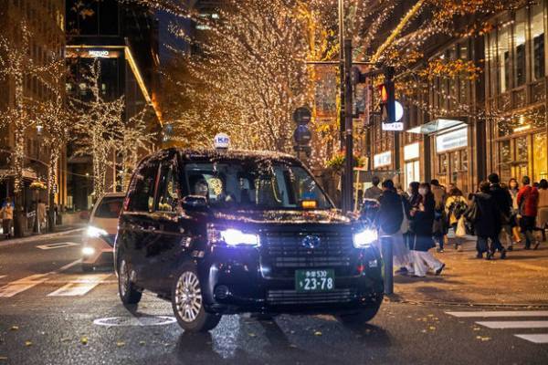 国際自動車(kmタクシー)、人気の東京イルミネーション観光スポットを巡る「東京冬のイルミネーション2022」の予約を開始
