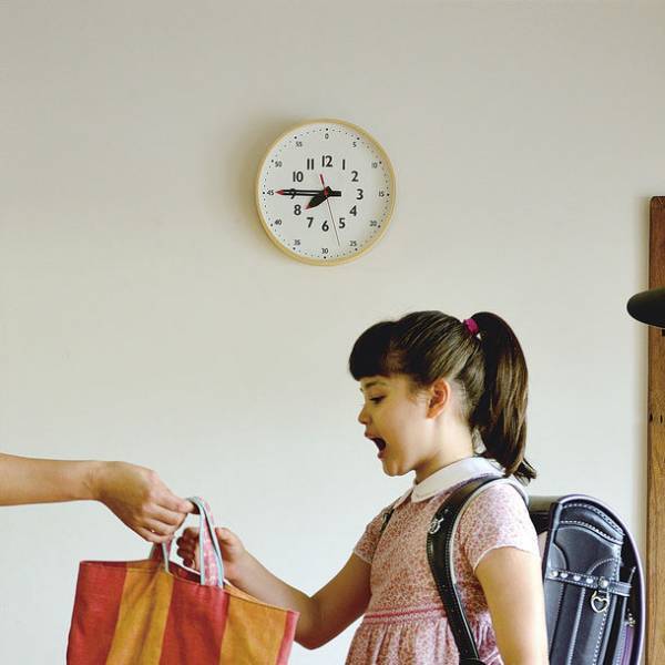 時計を読めない子供が増えている！？学力低下も懸念　子供が読みたくなるアナログ時計「ふんぷんくろっく」の販売数が8万個突破！