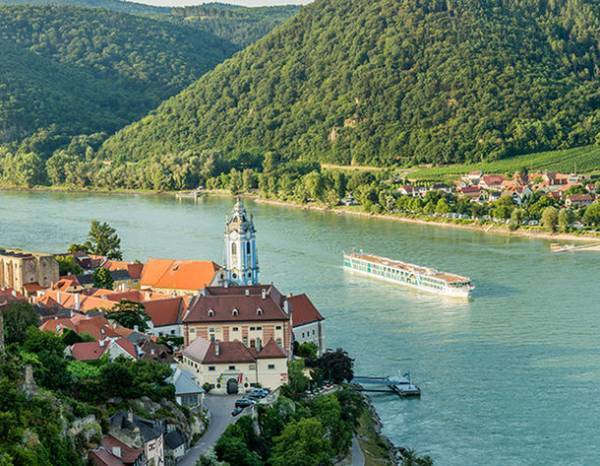 日本人の数％しか知らない真の豪華客船の旅　ラグジュアリークルーズのエキスパート「iCruise(アイ・クルーズ)」が12/3(土)にテーマ別説明会を開催