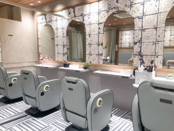 JR西船橋駅直結！ネイルサービスを提供する『アトリエはるか ペリエ西船橋店』11/30(水)NEW OPEN！！