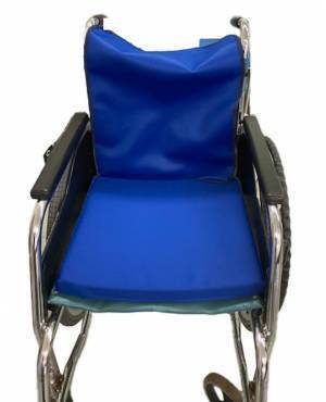 ムレとニオイを吸収し、防水加工の「車いす用防水クッション」と「防水シート(いす用・車いす背中用)」12月1日発売