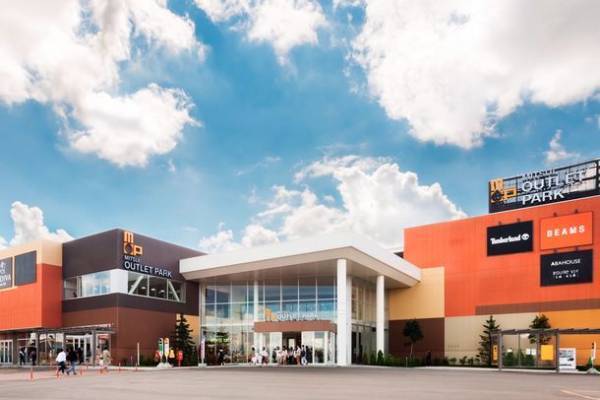 つなげる未来プロジェクト　三井アウトレットパーク札幌北広島Presents 北海道日本ハムファイターズスペシャルイベント開催