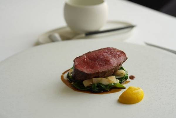 京丹後市の食のふるさとづくり「＆TANGOプロジェクト」人気の名店・シェフとのコラボレーションにより、京丹後市産の厳選食材を使用したオリジナルコース料理が完成！東京・京都・大阪の10店で「京丹後」の味がご堪能いただけます！