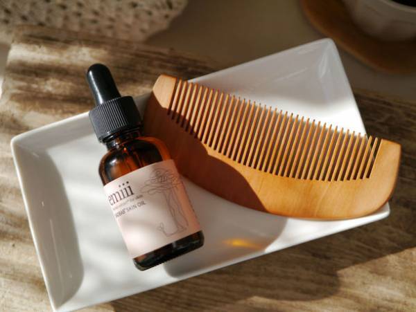 冬のおうち時間を楽しむ「バオバブオイルでつくるオイル櫛キット」を12月9日から1月31日まで販売