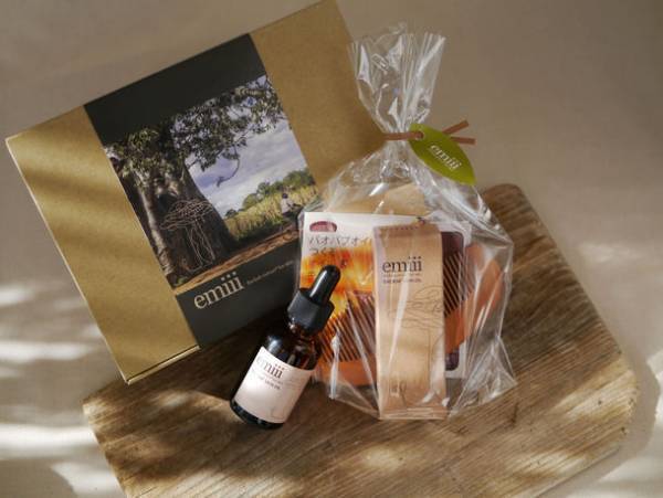 冬のおうち時間を楽しむ「バオバブオイルでつくるオイル櫛キット」を12月9日から1月31日まで販売