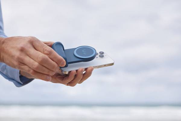 「SnapGrip」モバイルバッテリー内蔵カメラグリップなどMagSafe対応カメラアクセサリー受注開始