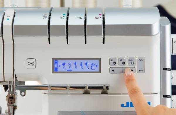 操作性を大幅に向上する3つの新機能を初搭載　家庭用小型ロックミシン「Airy(エアリー)MO-3000」2023年1月11日より発売！