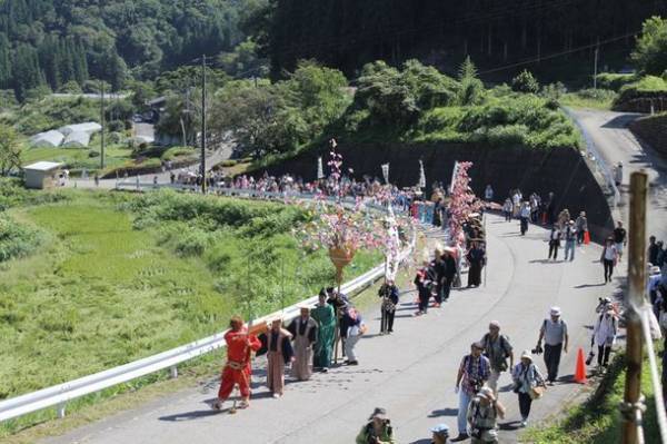 「郡上踊」「寒水の掛踊」がユネスコ無形文化遺産に登録　～岐阜県・郡上市で伝統的に踊り継がれてきた2つの踊り～