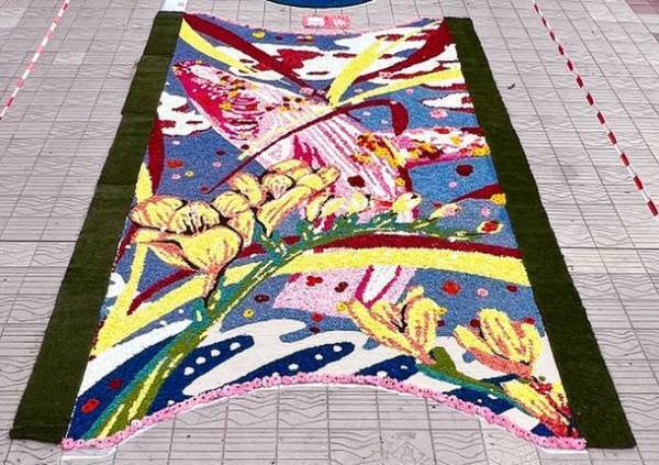 世界をキャンバスに、再び“花の絨毯”が街を彩る「花絵師 藤川靖彦 花絵巡礼記／ベルギー・スペイン2022」　2022年12月3日(土)～12月14日(水)開催！