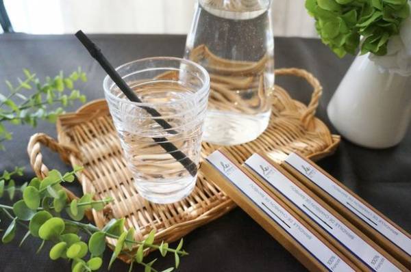 くるくるかき混ぜるだけで水道水をまろやかにする竹炭スティック「CHARBON DE BAMBOU FRANCE」をMakuakeにて先行予約販売を12/22に開始！
