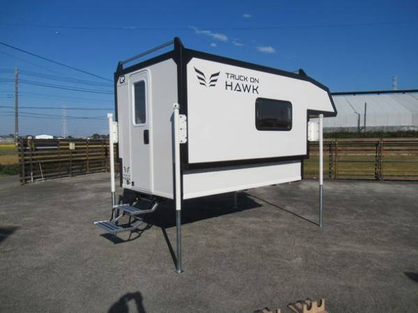 “エクスペディション”にトラックキャンパー登場！トラックに載せる高級シェル『TRUCK ON HAWK』12/1発表！