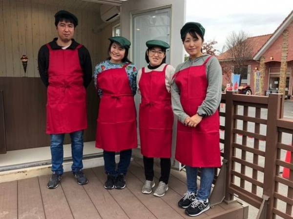 観光農園いちごの里内にて福祉事業所が運営するクレープとスムージーのお店「いちごの里のクレープ屋さん」がオープン！