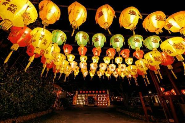 冬の沖縄の風物詩「よみたん 夜あかり」2022年12月1日～2023年3月26日まで開催