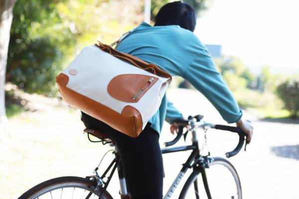 財布と鞄が一つに！ガバッと開く郵便屋さんみたいなカバン「メッセンジャーポストマン」プロジェクト開始1週間で目標金額3,000％を達成！1月16日まで先行予約販売中