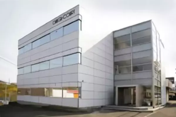 『着るだけ』で81％が「身体が楽になった」と認識　介護施設や林業従事者の負担をケアする「リライブシャツ」　岡山県新庄村との実証実験結果を発表