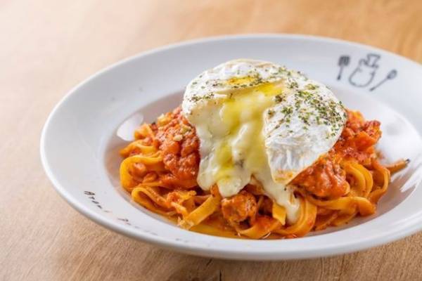 毎年2万本を販売する熱海プリンの大人気フレーバー「2層仕立てのチョコレートプリン」がリニューアルして12月20日より季節限定で販売開始！