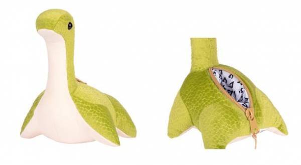 ネッシーファン必見！「Apex Legends(TM)」豪華な金ネッシーファミリーセットがインフォレンズギークショップ限定で登場！2022年12月9日(金)に予約開始、12月21日(水)に販売開始