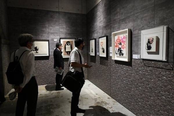 「バンクシーって誰？展」福岡展、12/17〜いよいよ開幕！福岡展公式サポーターに女優・筧美和子さんが就任