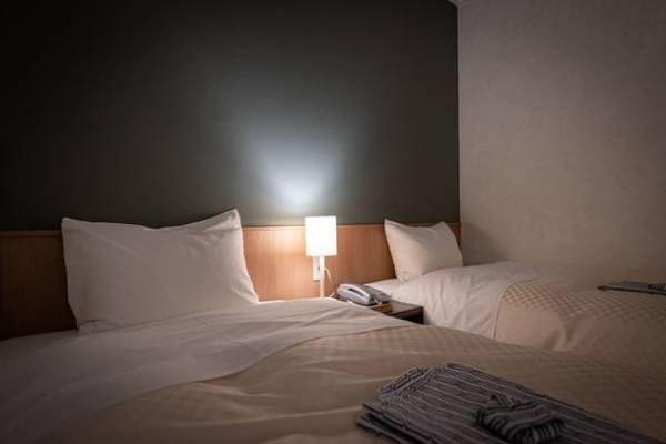 【兵庫県　洲本市淡路プリンスホテル】洲本の自然を色鮮やかに演出した空間へ　淡路プリンスホテル全28室リニューアル