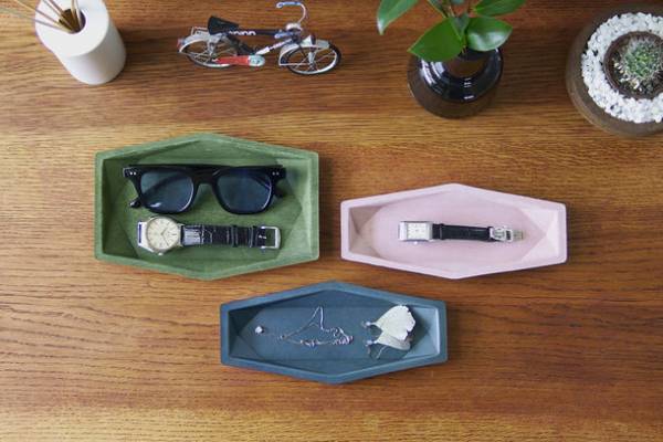 本革を立体成型してつくった「colmレザートレイ」、応援購入サービスMaukakeにて先行販売開始