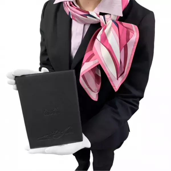 RHODIA・BICとのコラボ商品　0系トラベル筆記セット・100系トラベル筆記セット新発売！歴代の新幹線が並んだフラットポーチ付き