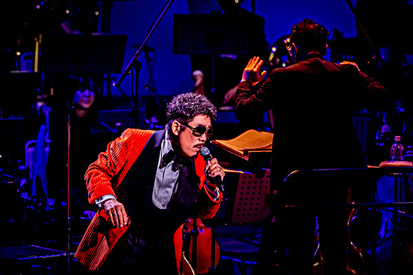 鈴木雅之、全国5都市でのオーケストラ公演ツアー完走Billboard JAPAN.comにライブレポート掲載