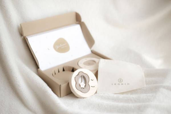 家具・玩具ブランド「IKONIH(アイコニー)」はクリスマスシーズン～お正月に向けてサステナブルなひのきのおもちゃの販売強化を実施！