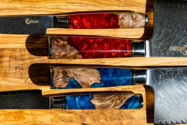 鋭い切れ味と美しいデザインを併せ持つ「ダマスカス包丁」が12月13日よりMakuakeにて先行予約販売開始