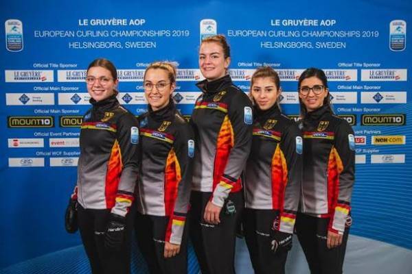 史上初？年末年始にカーリング世界ツアーが誕生！決勝は元旦！「ニューイヤーメダリストカーリング IN 御代田 2023」開催のご案内